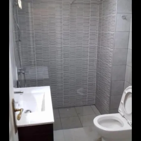 Newly Refurbished 3-Bed Apartment In Torremolinos *